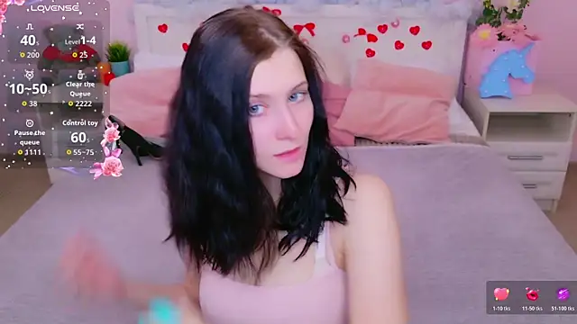 SarahStanley online show from March 31, 4:07 pm