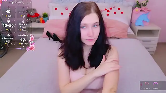 SarahStanley online show from April 9, 4:12 pm