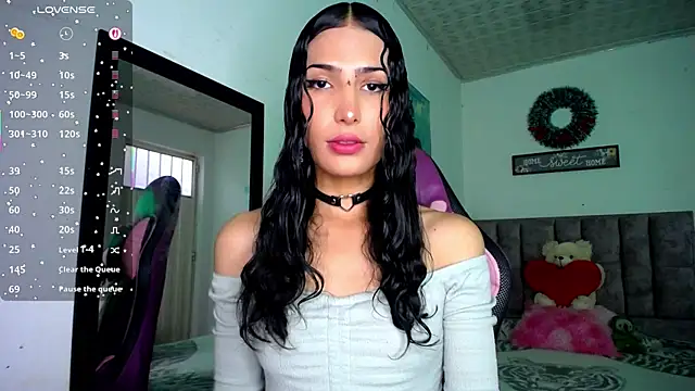 Lanna hott  online show from July 8, 7:29 pm