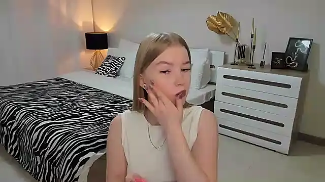 shy  lady online show from March 4, 6:18 pm