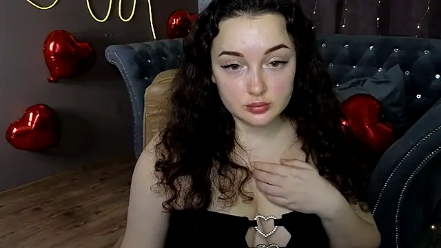 GloriNichols online show from January 31, 1:34 pm