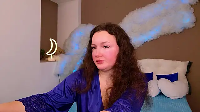 GloriNichols online show from November 23, 8:25 am