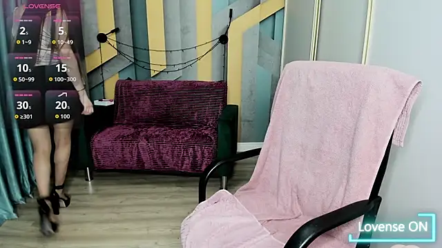 Snapshot of AriaGray chatting on November 20, 2:17 pm AriaGray online show from November 20, 2:17 pm