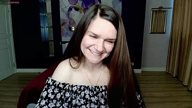 AriaGray online show from December 22, 1:30 pm