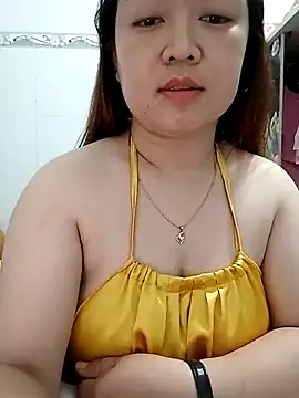 VyOanh2K online show from March 16, 5:28 pm