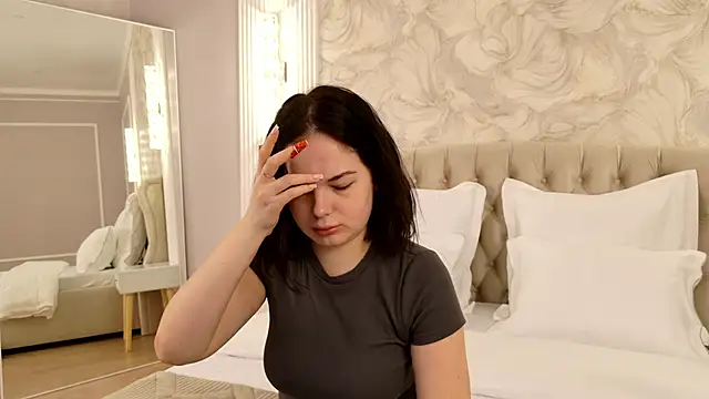 DeniseReese online show from February 3, 3:09 am