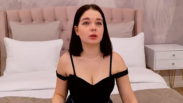 DeniseReese online show from March 16, 4:30 am