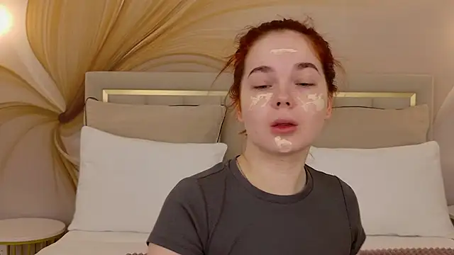 DeniseReese online show from February 20, 2:52 am