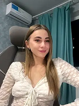 GraceTorrez online show from November 13, 4:06 pm