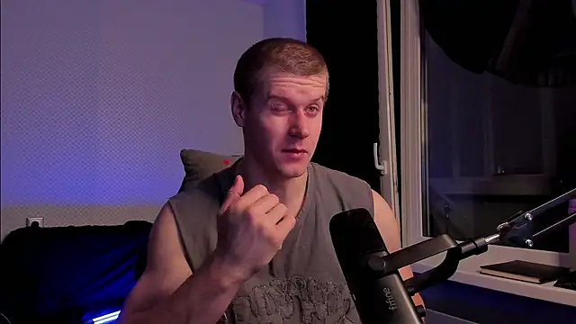 Bruno Banani online show from September 30, 5:29 pm