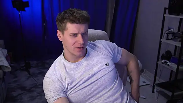 Bruno Banani online show from November 29, 3:59 pm