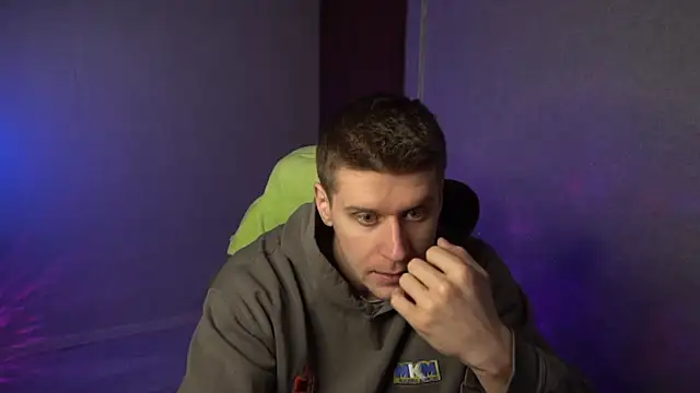 Bruno Banani online show from December 16, 7:52 pm