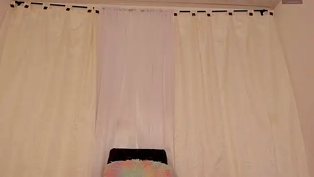 Snapshot of Abbyjonhson__ chatting on June 27, 5:29 pm Abbyjonhson online show from June 27, 5:29 pm