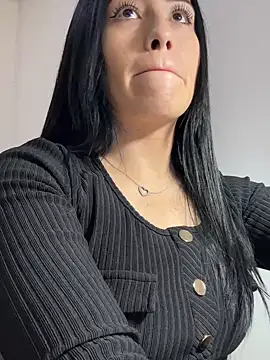 Snapshot of Sara_luna_ chatting on February 27, 3:15 pm Sara luna  online show from February 27, 3:15 pm