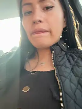 Snapshot of Sara_luna_ chatting on February 28, 10:06 pm Sara luna  online show from February 28, 10:06 pm