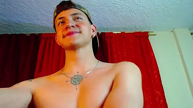 Snapshot of GabyThoms chatting on December 27, 10:55 am GabyThoms online show from December 27, 10:55 am