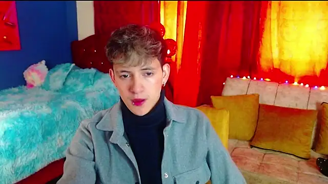 Snapshot of GabyThoms chatting on January 28, 8:36 pm GabyThoms online show from January 28, 8:36 pm