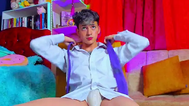 Snapshot of GabyThoms chatting on February 26, 11:04 pm GabyThoms online show from February 26, 11:04 pm