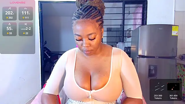 Snapshot of CiaraEbony chatting on March 20, 8:42 am CiaraEbony online show from March 20, 8:42 am