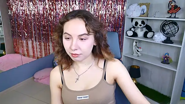 JasmineMilko online show from April 6, 5:08 am