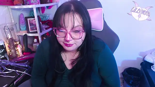 LiloMoon69 online show from January 7, 6:05 am