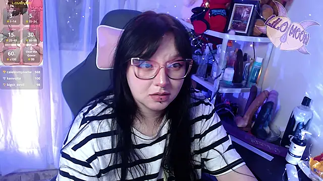 LiloMoon69 online show from February 9, 6:11 am