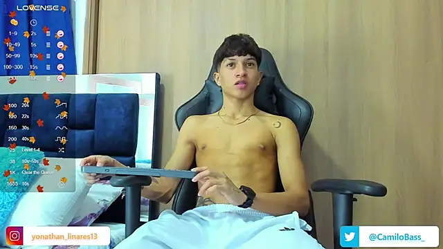  CamiloBass online show from February 13, 1:08 am