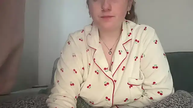 lilsbabyxo online show from April 3, 7:39 am