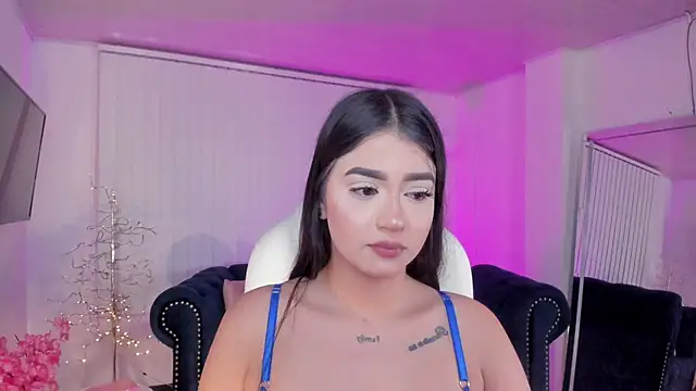 amelie jhons online show from February 24, 12:20 am