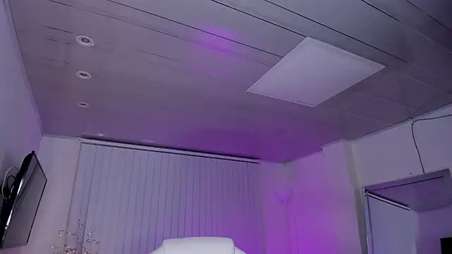 amelie jhons online show from March 20, 2:08 am