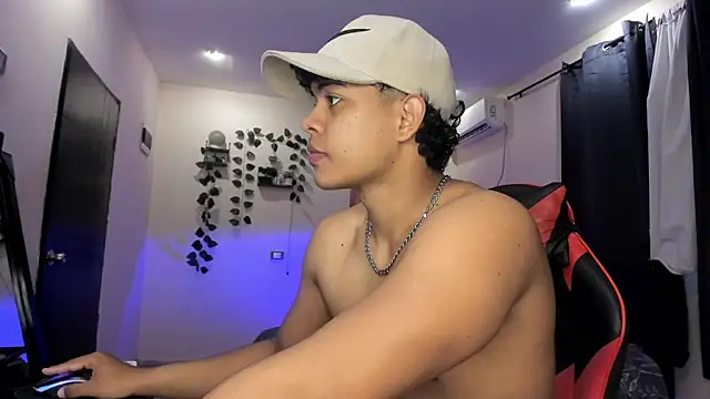 johan beley  online show from March 1, 3:25 pm