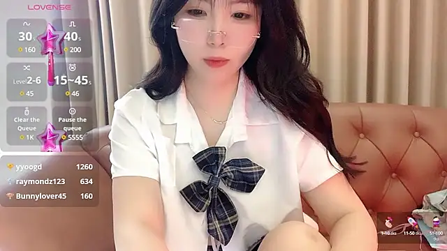 NickiBloom online show from February 17, 6:20 am