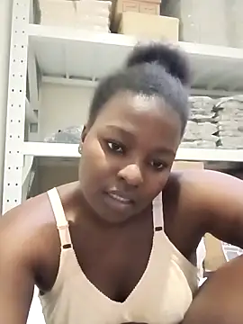 Snapshot of Yours_faithfully1 chatting on November 11, 11:43 am Yours faithfully1 online show from November 11, 11:43 am