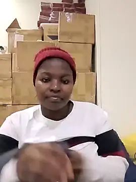 Snapshot of Yours_faithfully1 chatting on December 19, 10:55 am Yours faithfully1 online show from December 19, 10:55 am