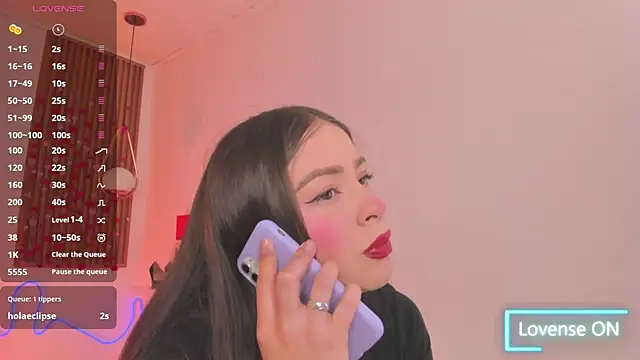 TiffanyWright online show from May 24, 2:22 pm