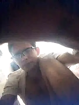 Snapshot of VL25DN26 chatting on March 19, 8:45 am VL25DN26 online show from March 19, 8:45 am