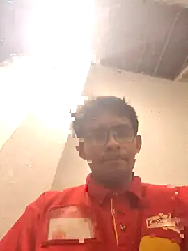 Snapshot of VL25DN26 chatting on October 28, 7:45 am VL25DN26 online show from October 28, 7:45 am