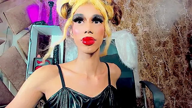 Snapshot of dirtycock2002 chatting on September 30, 6:40 am dirtycock2002 online show from September 30, 6:40 am