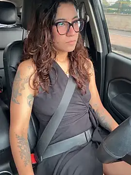 ValeriEvan online show from October 19, 1:01 pm