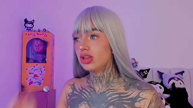 Snapshot of shadowcatt_ chatting on October 26, 8:37 pm shadowcatt online show from October 26, 8:37 pm