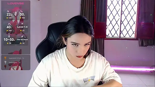 Snapshot of alexaryderr chatting on January 7, 12:20 pm alexaryderr online show from January 7, 12:20 pm