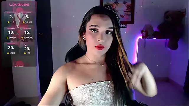 Snapshot of alexaryderr chatting on March 1, 1:53 am alexaryderr online show from March 1, 1:53 am