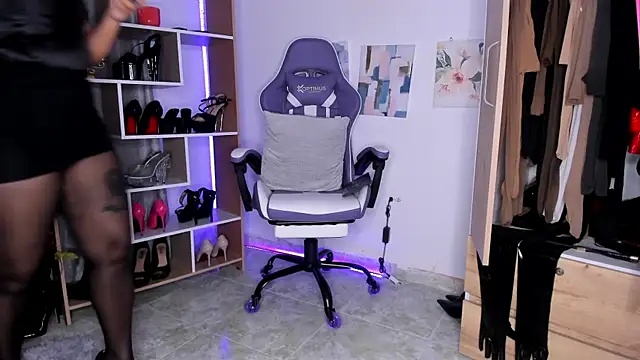 Snapshot of angelica_sparks chatting on January 25, 3:09 am angelica sparks online show from January 25, 3:09 am