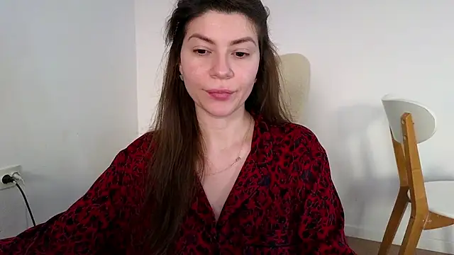 Jullyenn3 online show from March 8, 4:17 pm