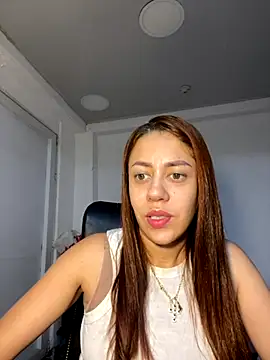Snapshot of AnnbellaRosse chatting on October 7, 7:22 pm AnnbellaRosse online show from October 7, 7:22 pm