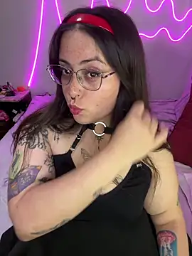 Mizztikaa online show from January 1, 5:01 am