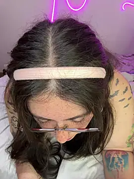 Mizztikaa online show from January 8, 2:14 am