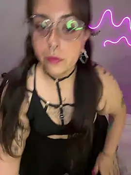 Mizztikaa online show from February 4, 3:22 am