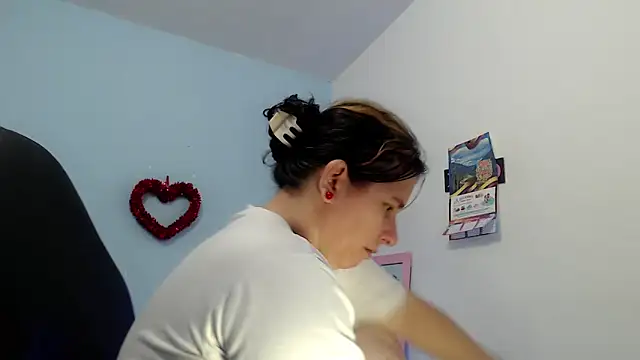 victoria jones online show from March 21, 1:26 pm