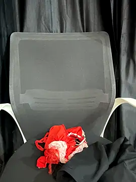 Snapshot of Diya_Chopra chatting on November 13, 4:11 am Diya Chopra online show from November 13, 4:11 am